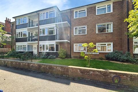 Portsmouth Road, Surrey KT6