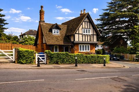 The Lodge, Goldings Hill, Loughton, Essex, IG10