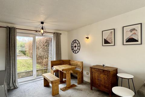 3 bedroom semi-detached house for sale, Mountfield Road, Waterloo, Huddersfield, HD5 8RA