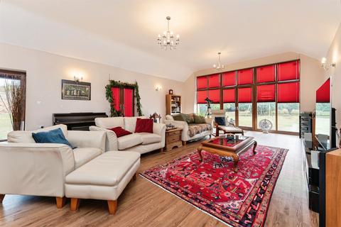 3 bedroom barn conversion for sale, Sixteen Foot Bank, Christchurch, Wisbech