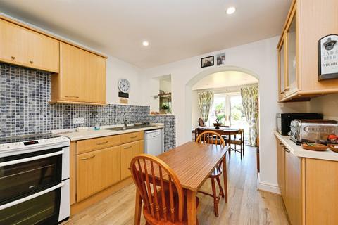 2 bedroom detached bungalow for sale, Centre Vale, Dersingham, King's Lynn