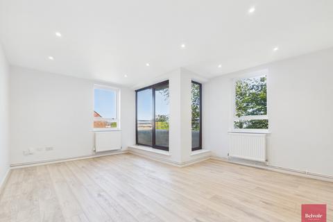 1 bedroom flat to rent, Heath Court, West Cross, Swansea, SA3
