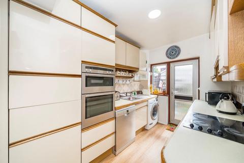 3 bedroom semi-detached house for sale, Canberra Road, Charlton