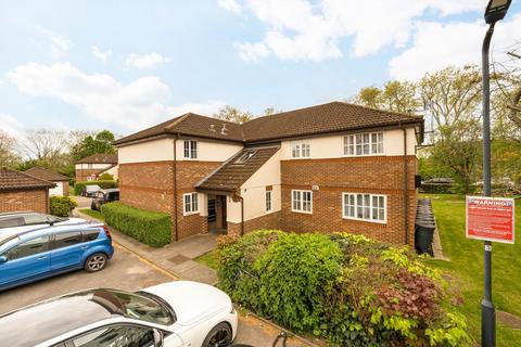 2 bedroom flat for sale, Campbell Gordon Way, London NW2
