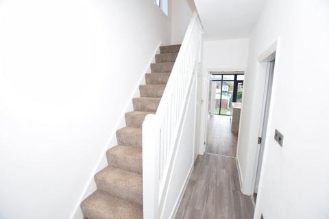 4 bedroom detached house for sale, Second Avenue, Chelmsford CM1