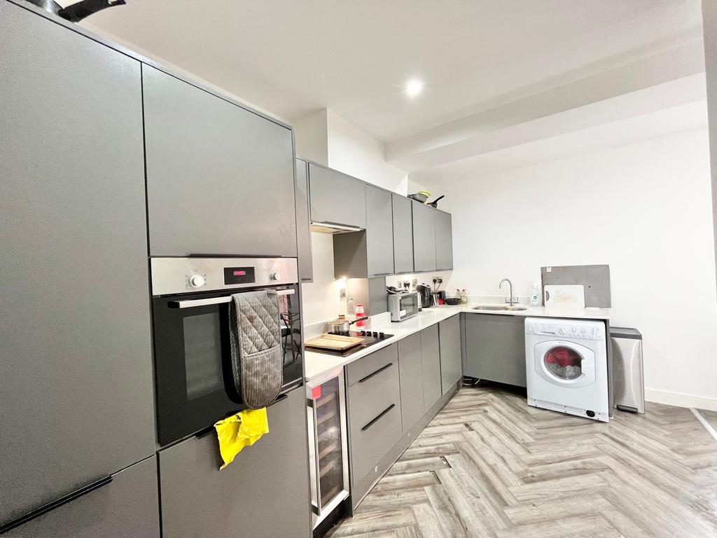 Loudoun Square, Cardiff CF10