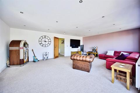 4 bedroom detached house for sale, Waverley Avenue, Minster on Sea, Sheerness, Kent, ME12