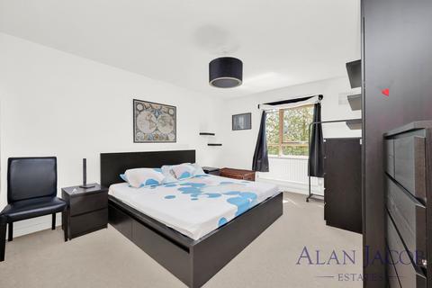 1 bedroom flat for sale, Ainsworth Court, London NW10