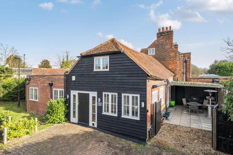 3 bedroom detached house to rent, Slough,  Berkshire,  SL3