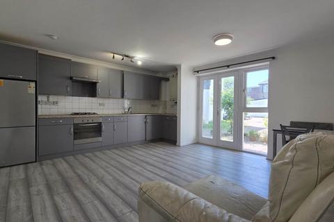 1 bedroom flat to rent, Church Road, Manor Park, E12 6AF