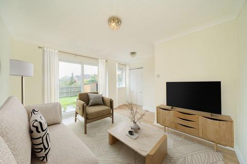 4 bedroom house for sale, Highgrove Close, London N11