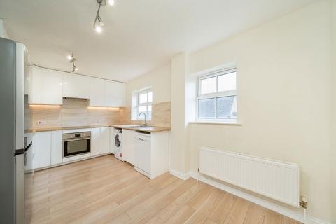 4 bedroom house for sale, Highgrove Close, London N11