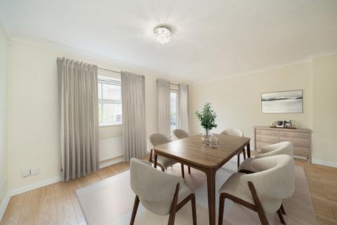 4 bedroom house for sale, Highgrove Close, London N11