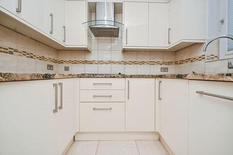 undefined, Elstree Road, Bushey WD23