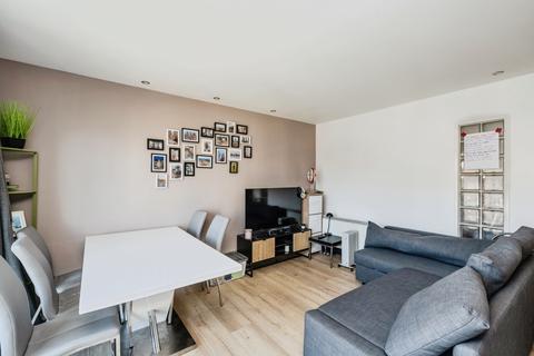 2 bedroom apartment for sale, Pentre Doc Y Gogledd, Llanelli, SA15