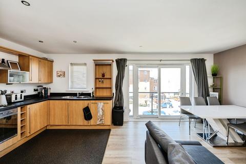 2 bedroom apartment for sale, Pentre Doc Y Gogledd, Llanelli, SA15