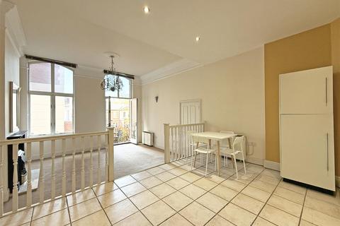 1 bedroom apartment for sale, Kingsland Bridge Mansions, Murivance, Shrewsbury