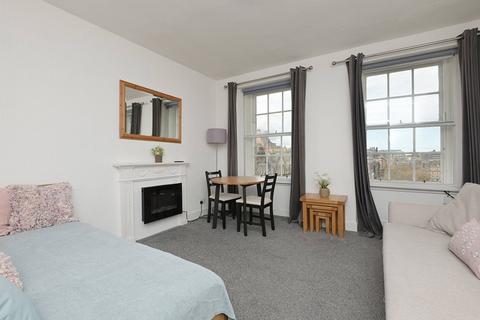1 bedroom flat for sale, 112A/11 West Bow, Old Town, Edinburgh, EH1 2HH