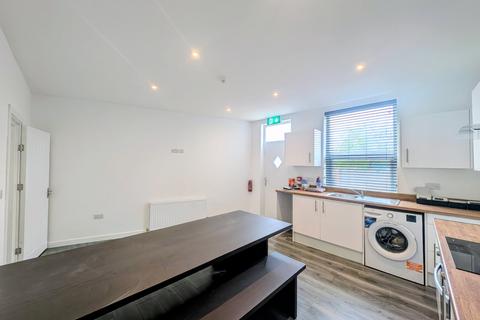 1 bedroom end of terrace house to rent, Burlington Road, Leeds, West Yorkshire, LS11