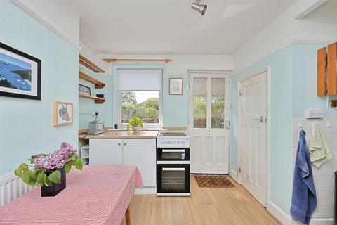 2 bedroom detached bungalow for sale, Brian Avenue, Norwich