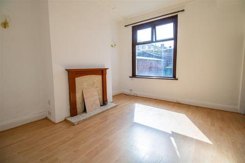3 bedroom terraced house to rent, 3-Bed Terraced House to Let on Rundle Road, Fulwood, Preston