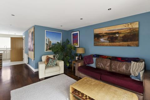 4 bedroom detached house for sale, Carrolls Way, Oxted, RH8
