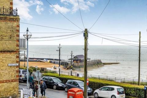 2 bedroom maisonette to rent, Chandos Square, Broadstairs CT10