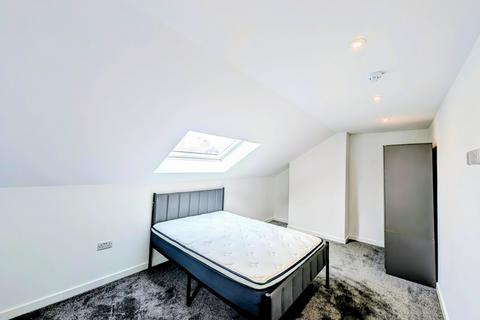 1 bedroom end of terrace house to rent, Burlington Road, Leeds, West Yorkshire, LS11