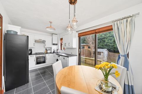 2 bedroom terraced house for sale, Park Avenue, Shelley, HD8