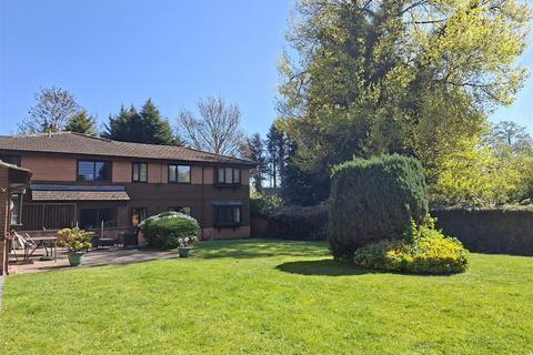 2 bedroom retirement property for sale, Lydon Court, Sheldon, Birmingham
