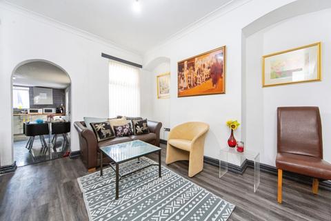 4 bedroom end of terrace house for sale, Chepstow Street, Liverpool, Merseyside, L4