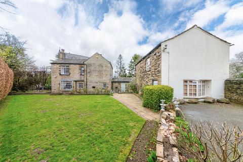 Heaton Road, Huddersfield, HD1