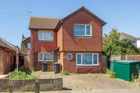 4 bedroom detached house for sale, Herne Bay