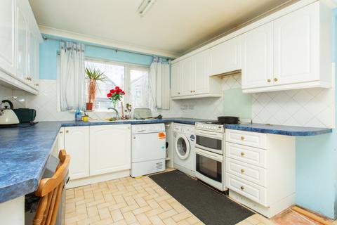 4 bedroom detached house for sale, Fernlea Avenue, Herne Bay, Kent, CT6