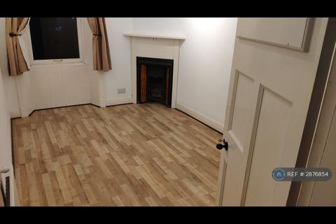 2 bedroom flat to rent, Kemp Street, Hamilton, ML3