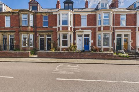 2 bedroom flat for sale, Avenue Road, Gateshead, NE8