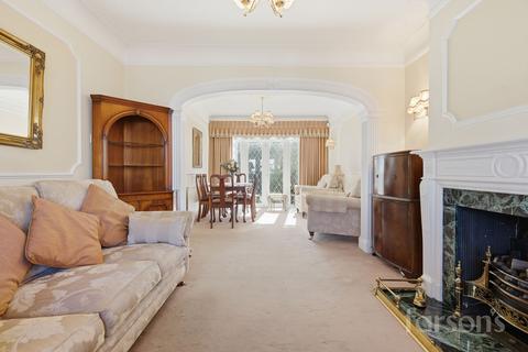 3 bedroom semi-detached house for sale, Temple Avenue, Dagenham, RM8