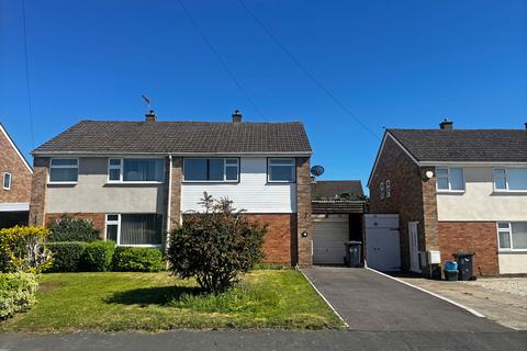 Insley Gardens, Hucclecote, GL3