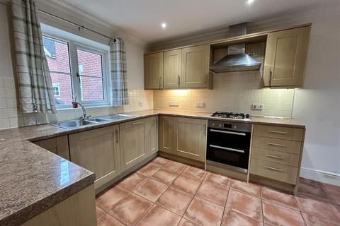 3 bedroom terraced house for sale, Maud Heath Court, Chippenham