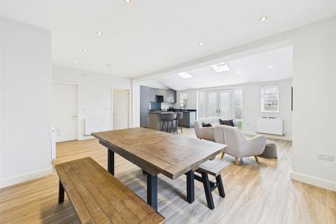 4 bedroom semi-detached house for sale, Downing Road, Sheffield