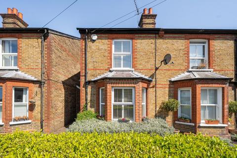 3 bedroom semi-detached house for sale, Upper Court Road, Epsom KT19