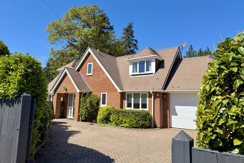 3 bedroom detached house for sale, Woodlinken Drive, Verwood, BH31 6BN