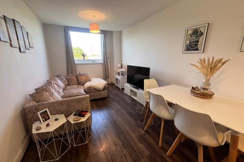1 bedroom flat to rent, Waterfront West, Brierley Hill, West Midlands, DY5