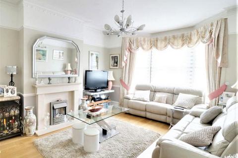 7 bedroom semi-detached house for sale, Friern Park - North Finchley - London - N12