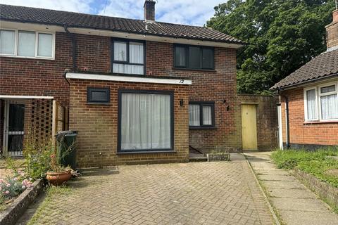 2 bed terraced house for rent in Boundary Road, Crawley, West Sussex, RH10