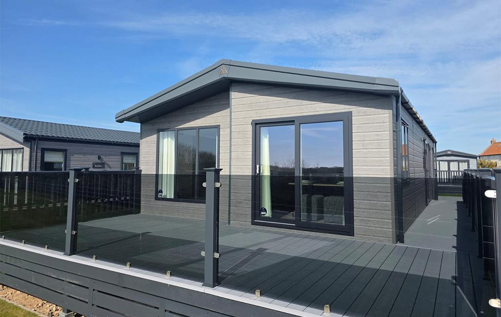 2 bedroom holiday lodge for sale