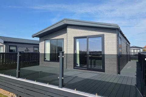 2 bedroom holiday lodge for sale, Palling Road, Horsey NR29