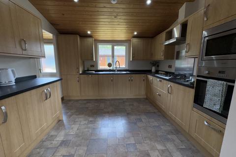 2 bedroom park home for sale, Sheriff Hutton Road, Strensall YO32