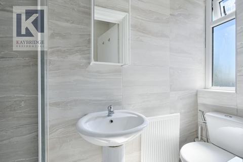 undefined, Stoneleigh Broadway, Epsom, KT17