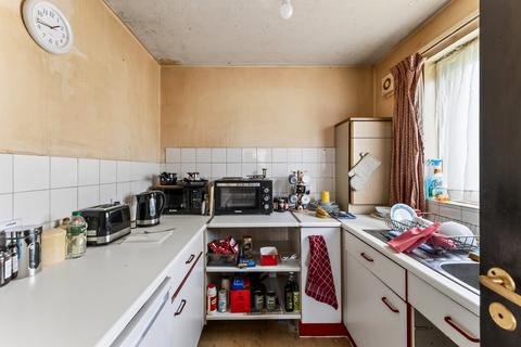 undefined, Connaught Gardens, Morden